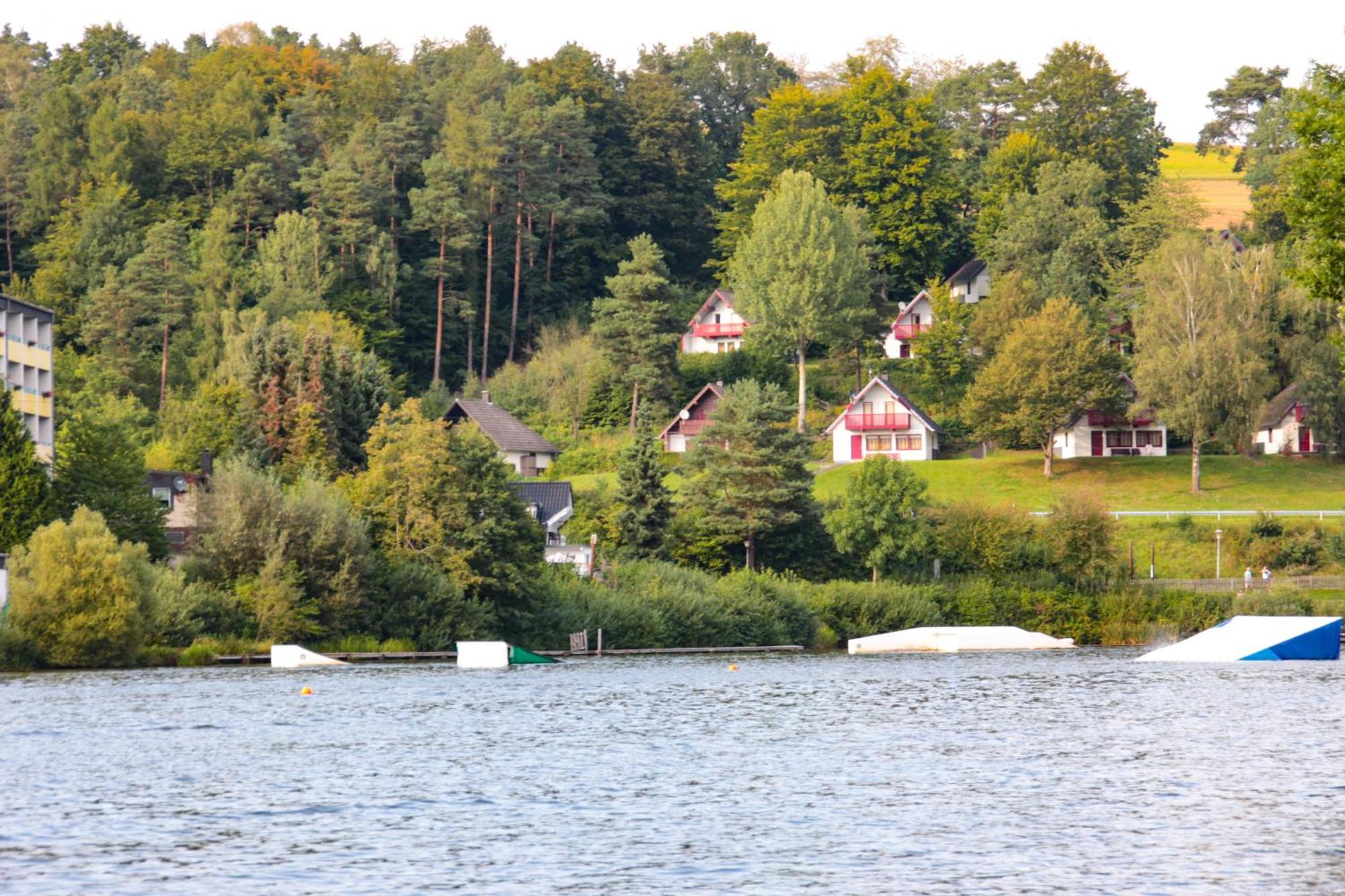 Fh "Baeren Ecke" Am See Im Hessischen Bergland Kirchheim  Buitenkant foto